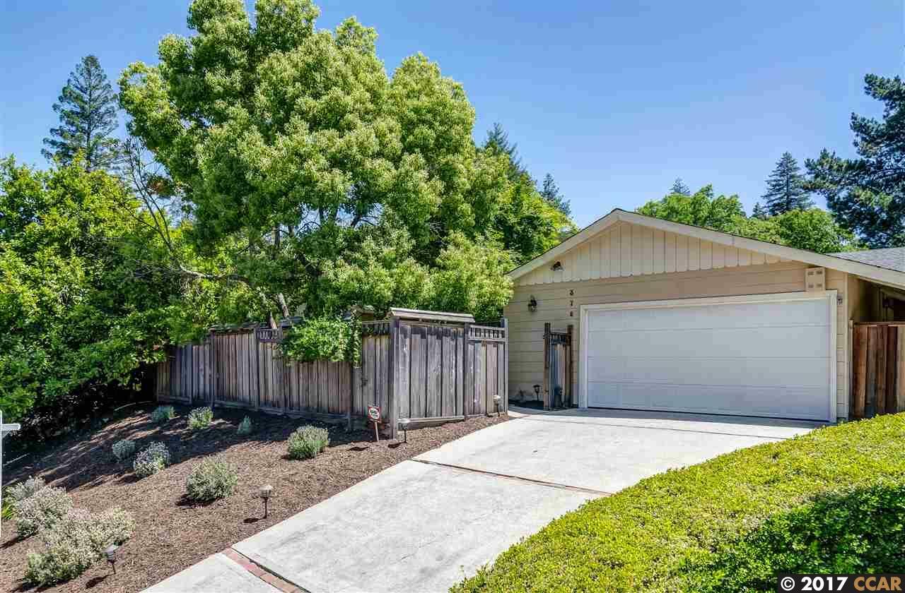 Property Photo:  378 Glorietta Blvd  CA 94563 