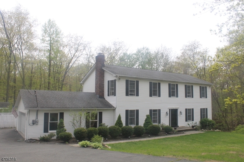 Property Photo: 404 Green Rd NJ 07871