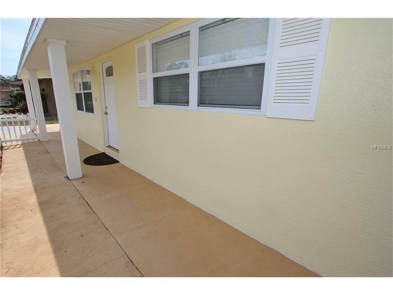 Property Photo: 4940 49th Avenue N FL 33709