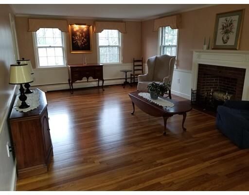 Property Photo: 92 Middle St MA 01801