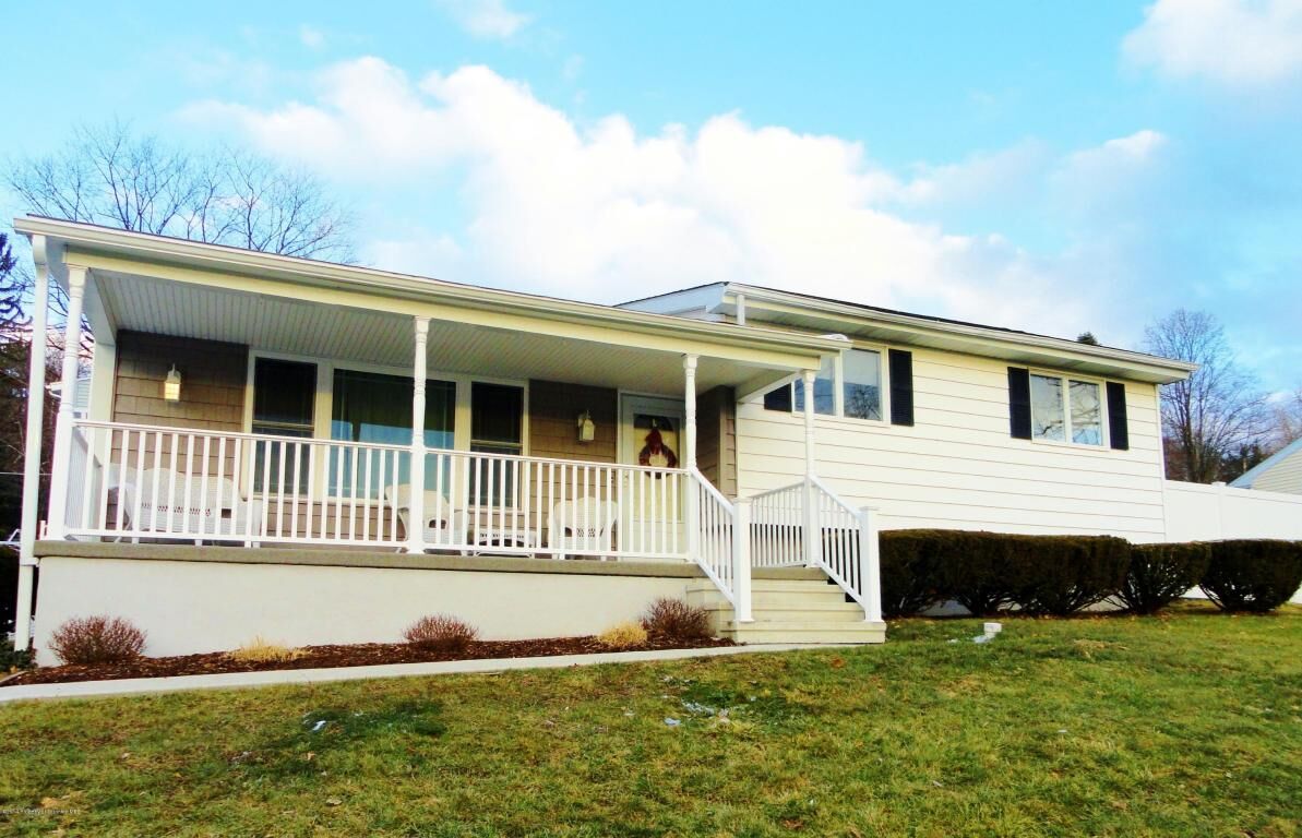 Property Photo:  700 Fern Street  PA 18411 