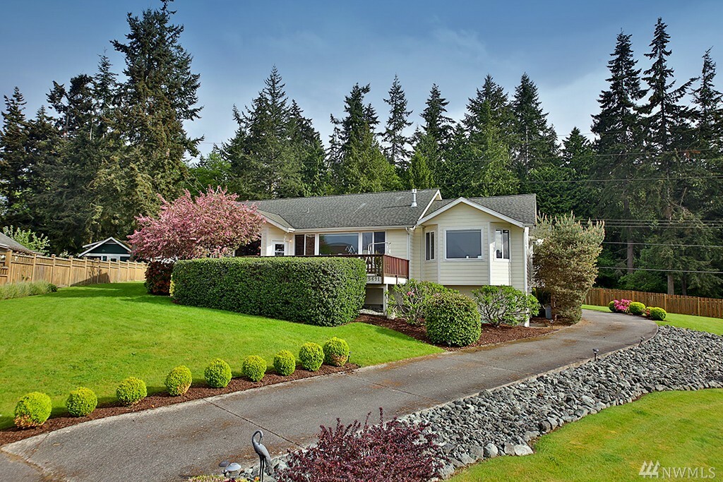Property Photo: 5691 Pauleina Ct WA 98249