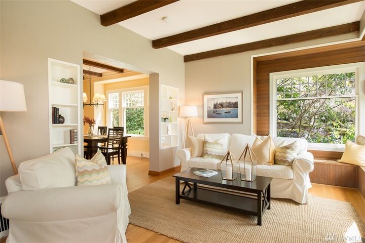 Property Photo: 5108 2nd Ave NW WA 98107