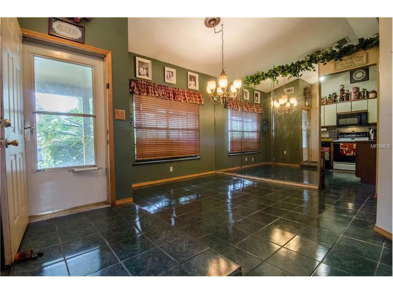 Property Photo:  998 Big Oaks Drive  FL 32765 