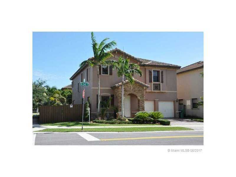 Property Photo:  11268 SW 241st St  FL 33032 