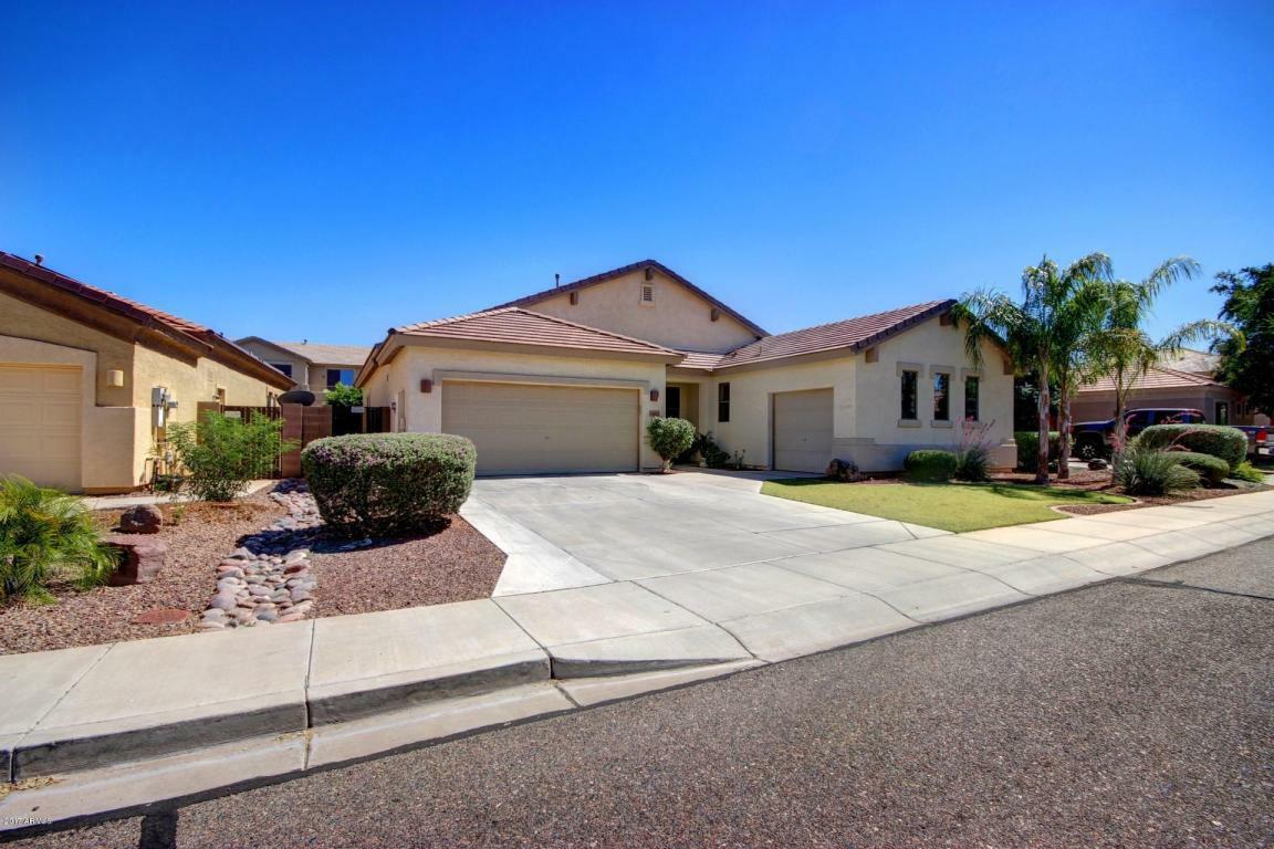 Property Photo:  16825 W Ironwood Street  AZ 85388 