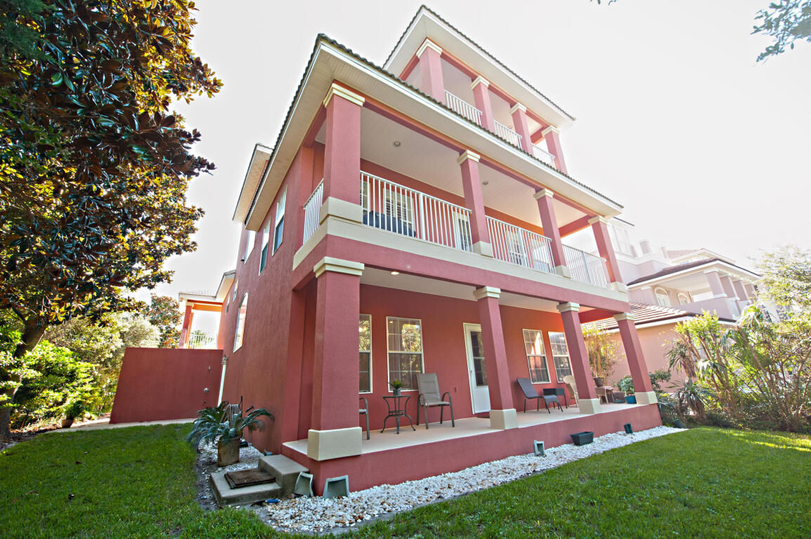 Property Photo: 90 Vista Bluffs FL 32541