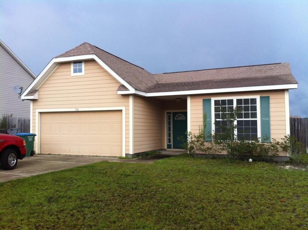 Property Photo:  516 Boulder Street  FL 32536 