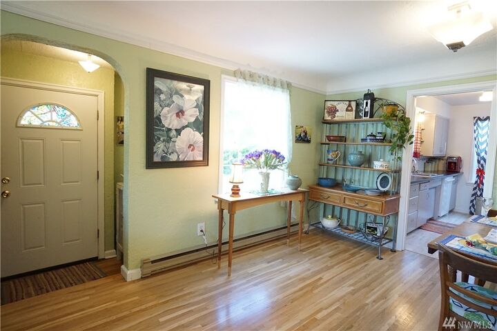 Property Photo:  203 D St SW  WA 98823 