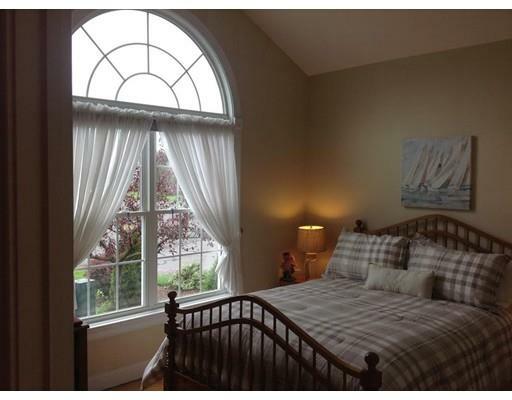 Property Photo: 10 Wynnfield Cir 10 MA 01077