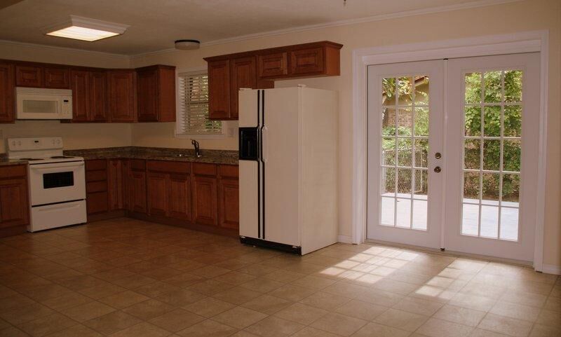 Property Photo: 147 Juniper Lake Road FL 32433