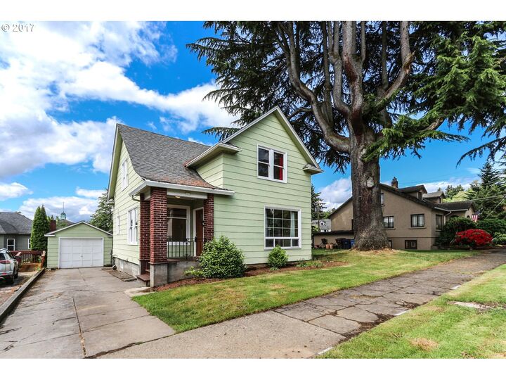 415 NE Garfield St  Camas WA 98607 photo