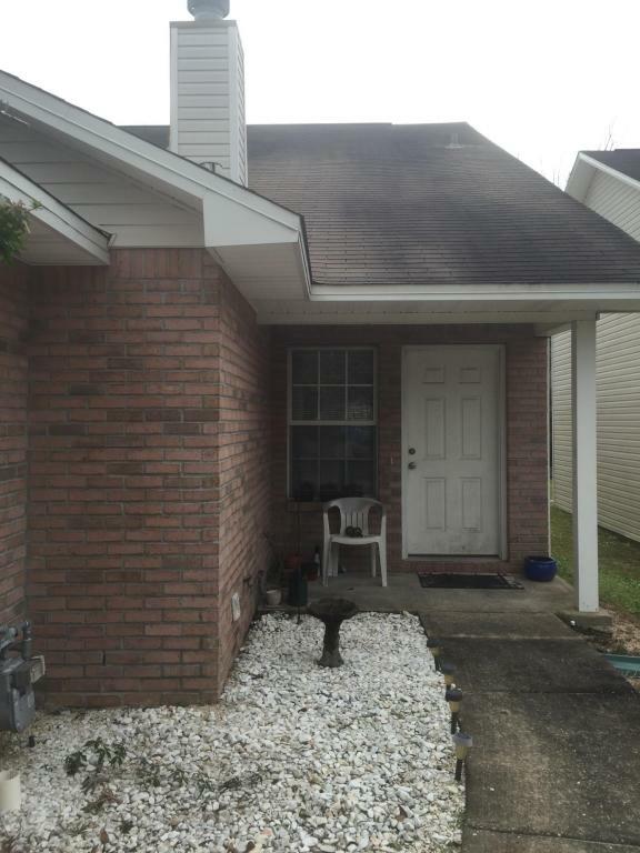 Property Photo: 82 10th Avenue 4 FL 32579