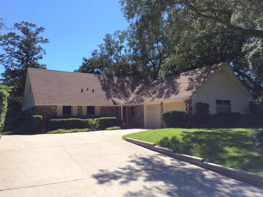 Property Photo: 116 Priscilla Drive FL 32547