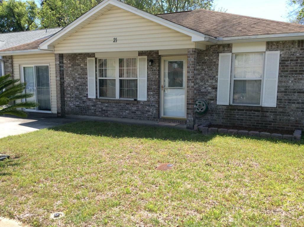 Property Photo: 21 Olde Cypress Circle FL 32548