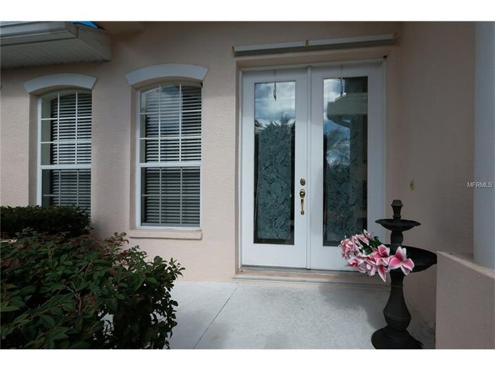 Property Photo: 608 Planters Manor Way FL 34212