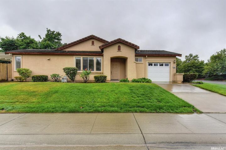 300 Hatton Court  Roseville CA 95747 photo