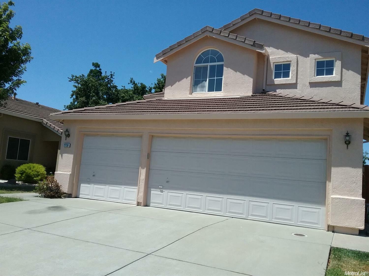 Property Photo:  2136 Milan Way  CA 95678 