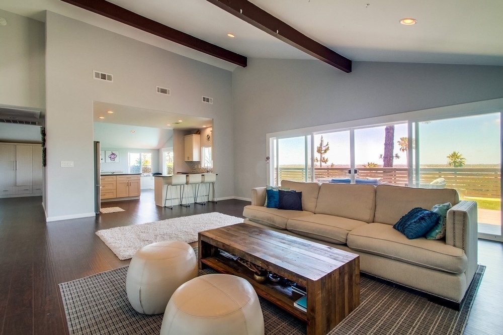 Property Photo: 6132 Calle Empinada CA 92120