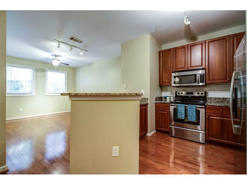 Property Photo: 10 Perimeter Summit Boulevard 4225 30319