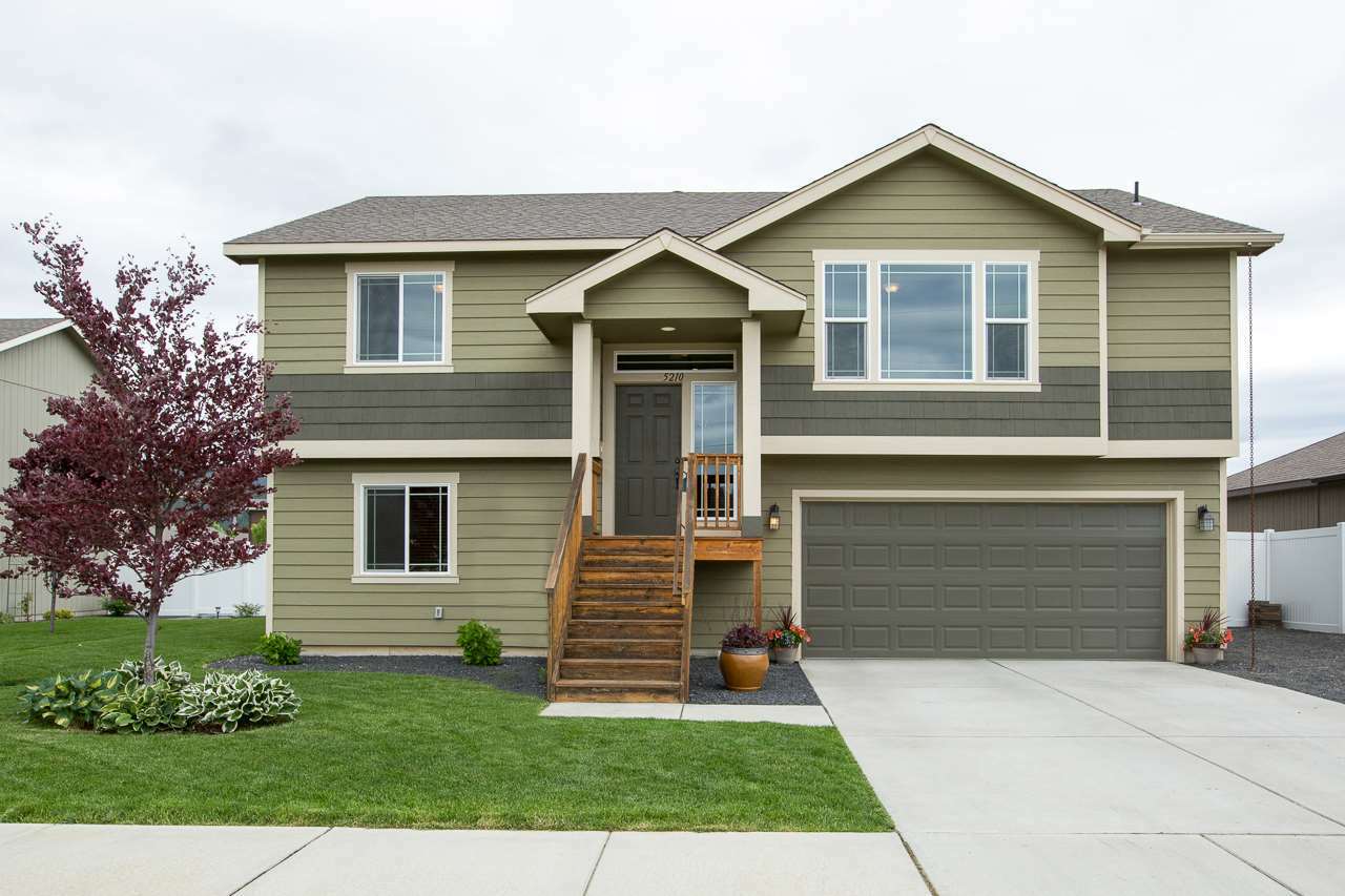 Property Photo:  5210 N Mayhew Rd  WA 99216-1463 