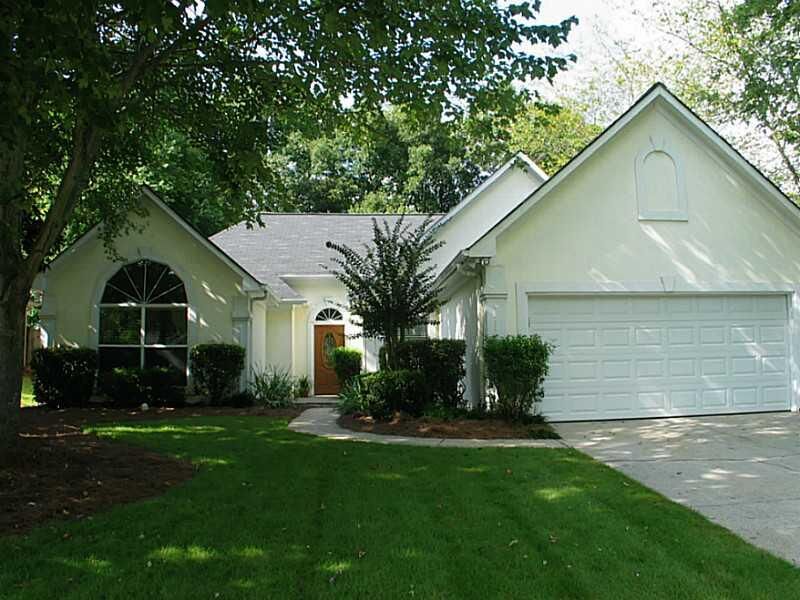 Property Photo: 4310 Pinewalk Drive 30022