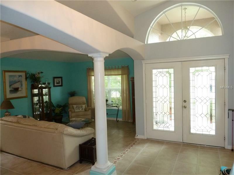 Property Photo:  8268 Swann Hollow Drive  FL 33647 