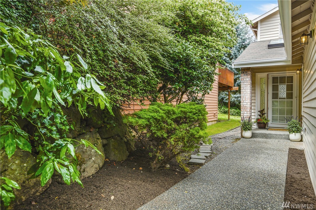 Property Photo:  1542 NE 102nd St  WA 98125 