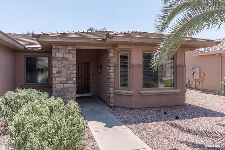 Property Photo:  16911 W Eureka Springs Drive  AZ 85387 