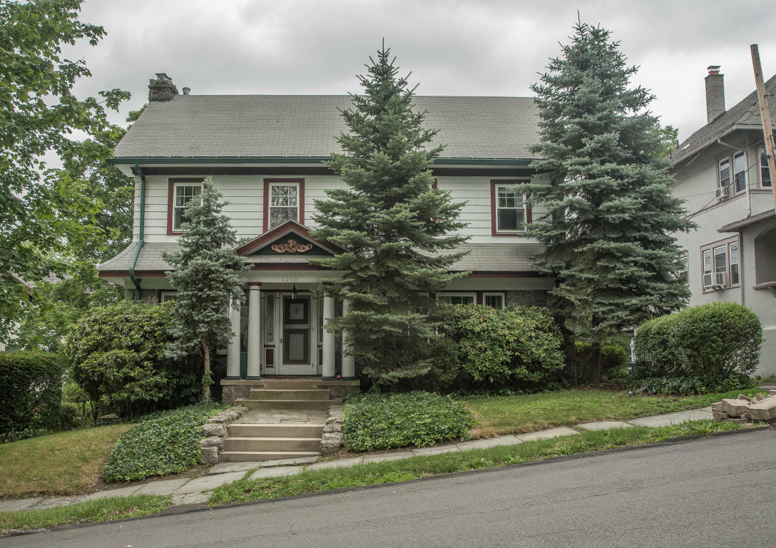 Property Photo:  1215 Pine Street  PA 18510 