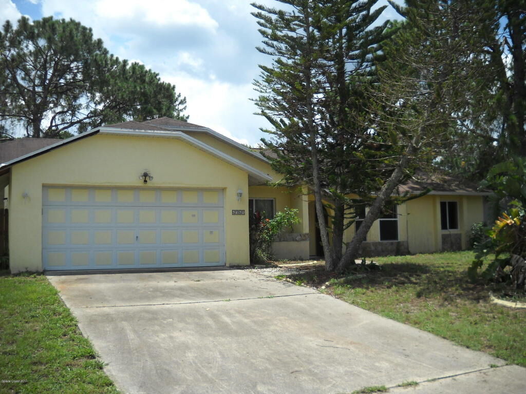 Property Photo:  6361 Hudson Road  FL 32927 
