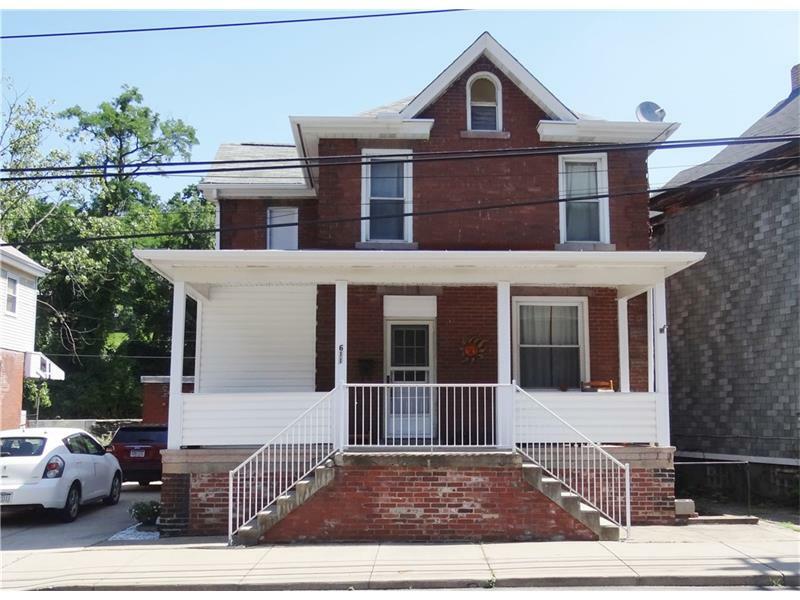 Property Photo:  611 Baldwin St  PA 15017 