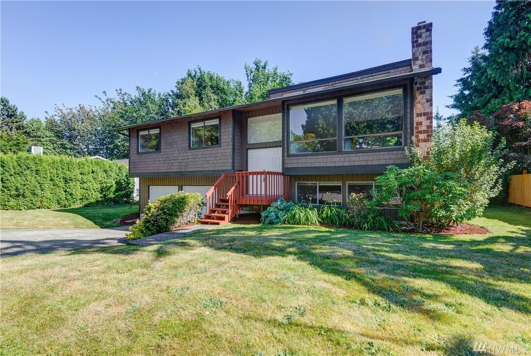 Property Photo:  12933 NE 128th Place  WA 98034 