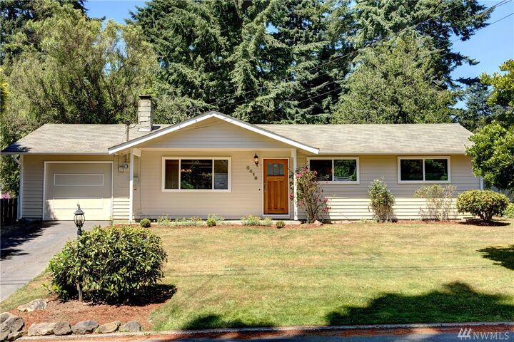 8416 NE 138th St  Kirkland WA 98034 photo