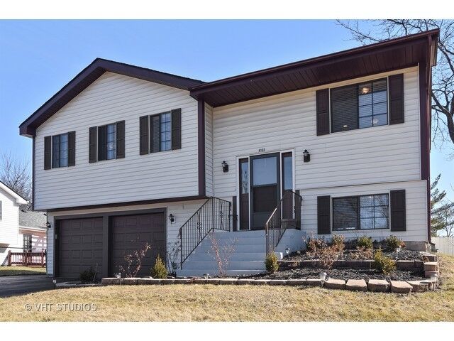 Property Photo: 4103 Bayside Drive IL 60133