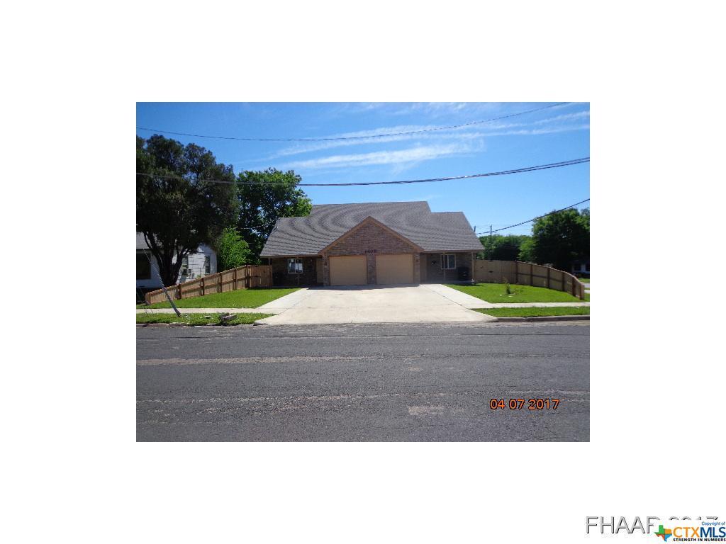 Property Photo: 1402 Mulford Street TX 76541