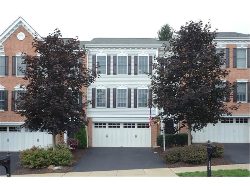 Property Photo: 941 Montclair Drive PA 15108