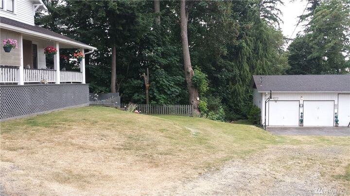 Property Photo:  4210 164th St SW  WA 98087 