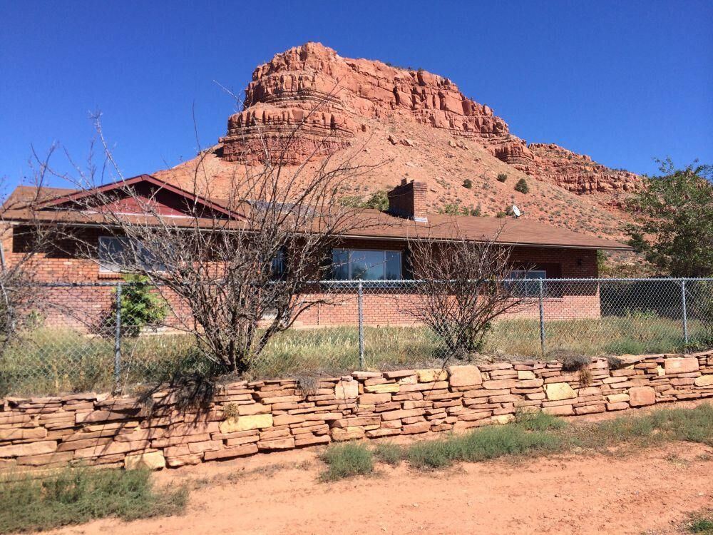 Property Photo: 505 E 180 S UT 84741