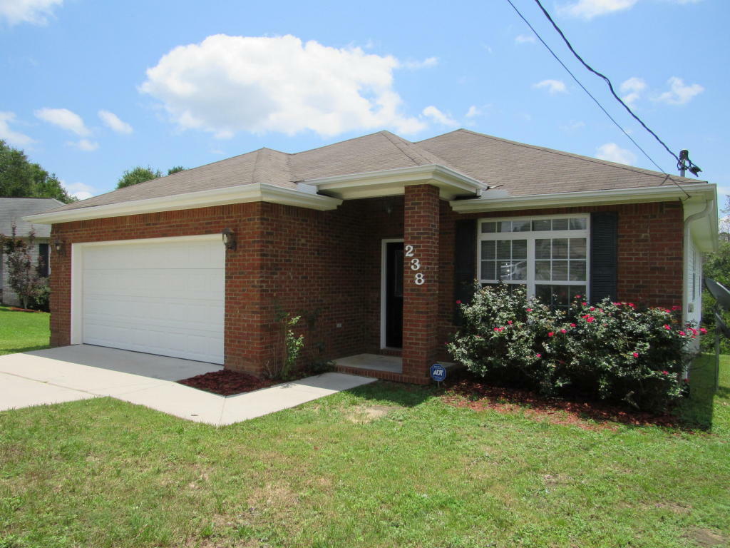 Property Photo:  238 Tiffot Court  FL 32539 