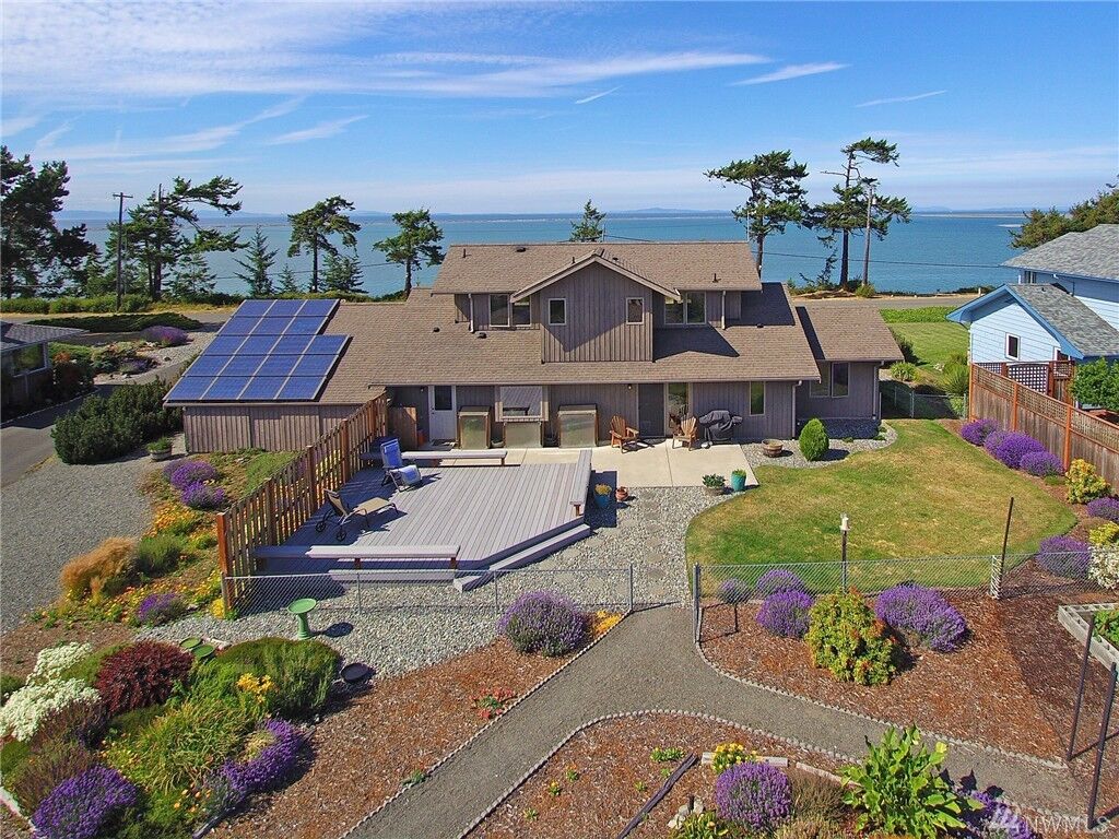 Property Photo:  440 Marine Dr  WA 98382 