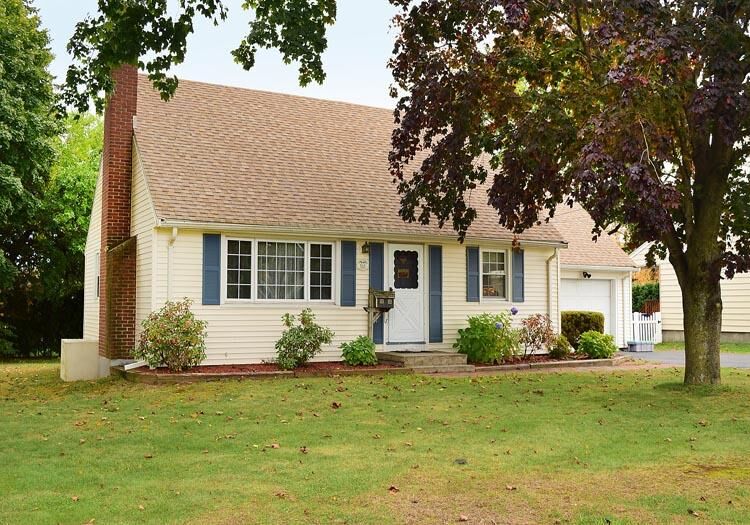 Property Photo:  614 Fenn Road  CT 06111 