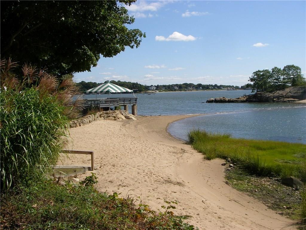 Property Photo:  184 Turtle Bay Drive 184  CT 06405 