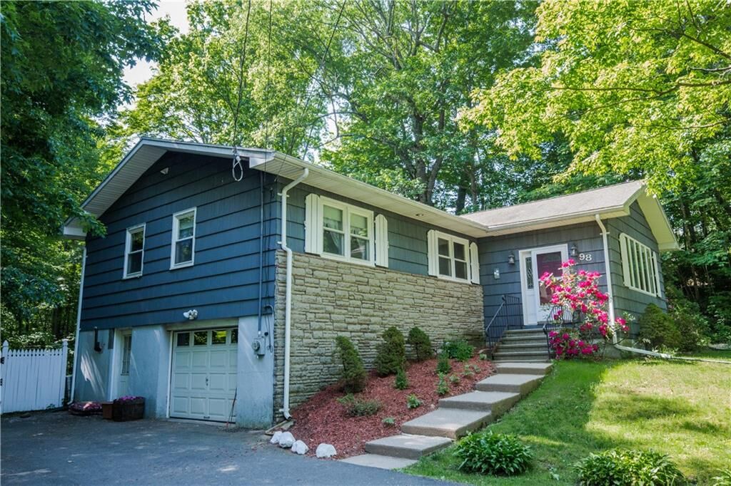Property Photo: 98 Parker Farms Road CT 06492