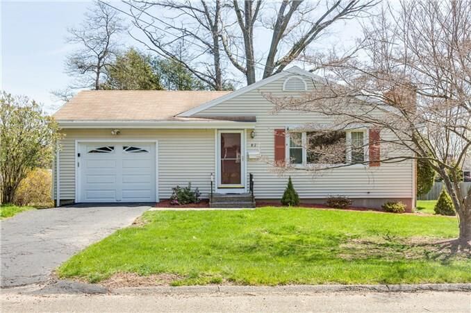 Property Photo:  82 Crown Street  CT 06611 