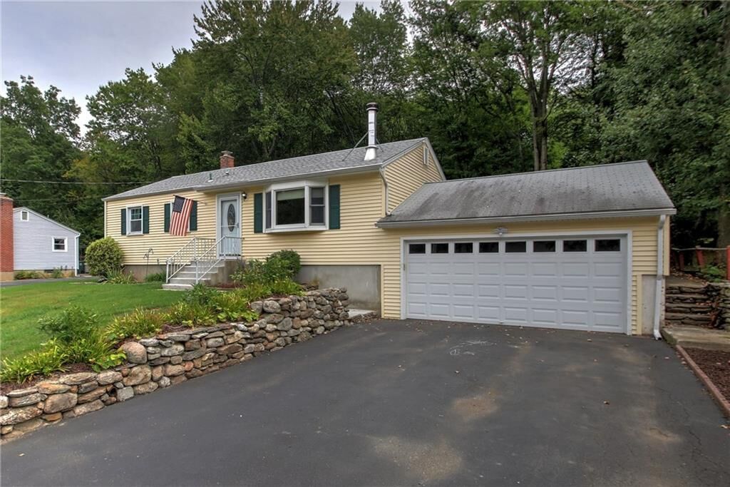 Property Photo: 73 Barton Road CT 06460