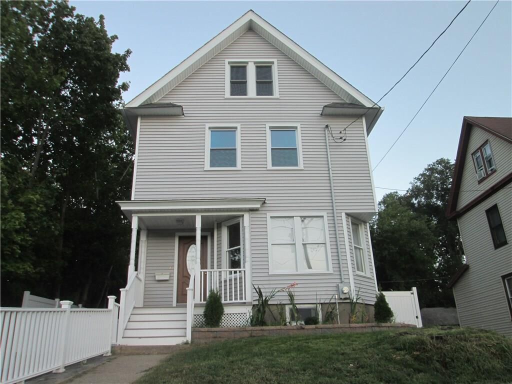 Property Photo:  5 Maple Avenue  CT 06418 