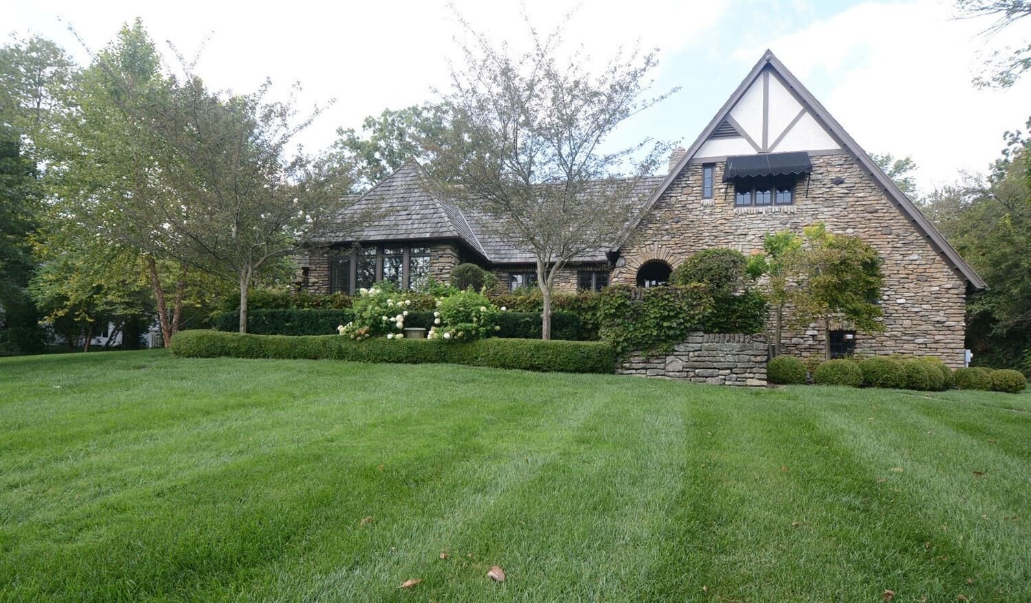 Property Photo: 60 East Fountain Avenue OH 45246