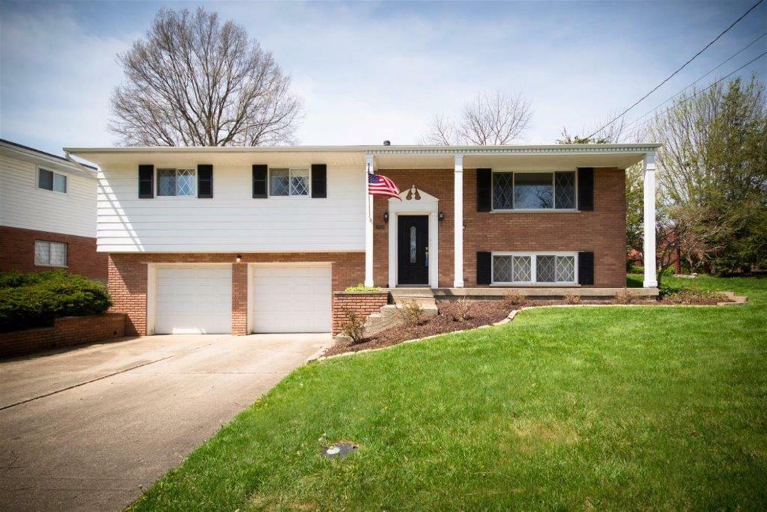 Property Photo: 3291 Bellacre Court OH 45248
