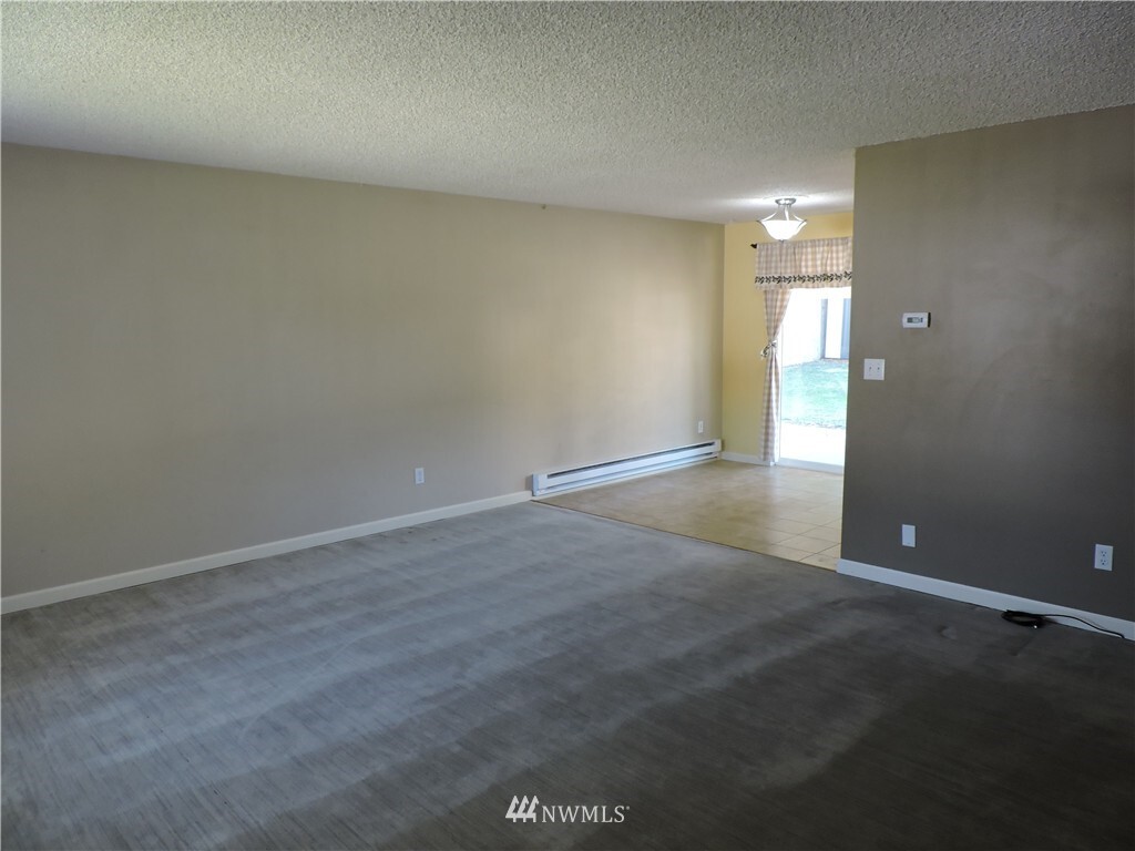 Property Photo: 114 Oak Street WA 98815